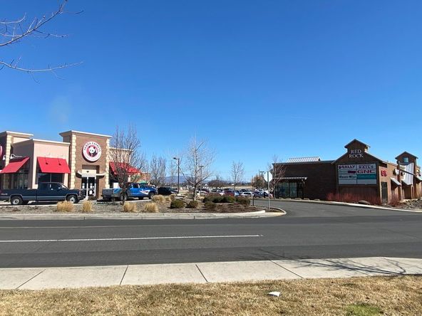 2036 NW Canal Blvd, Redmond, OR 97756